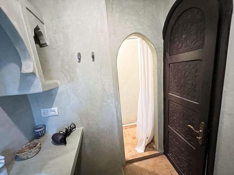 House In Old Medina For 10 Guests Villa Tangier Bagian luar foto
